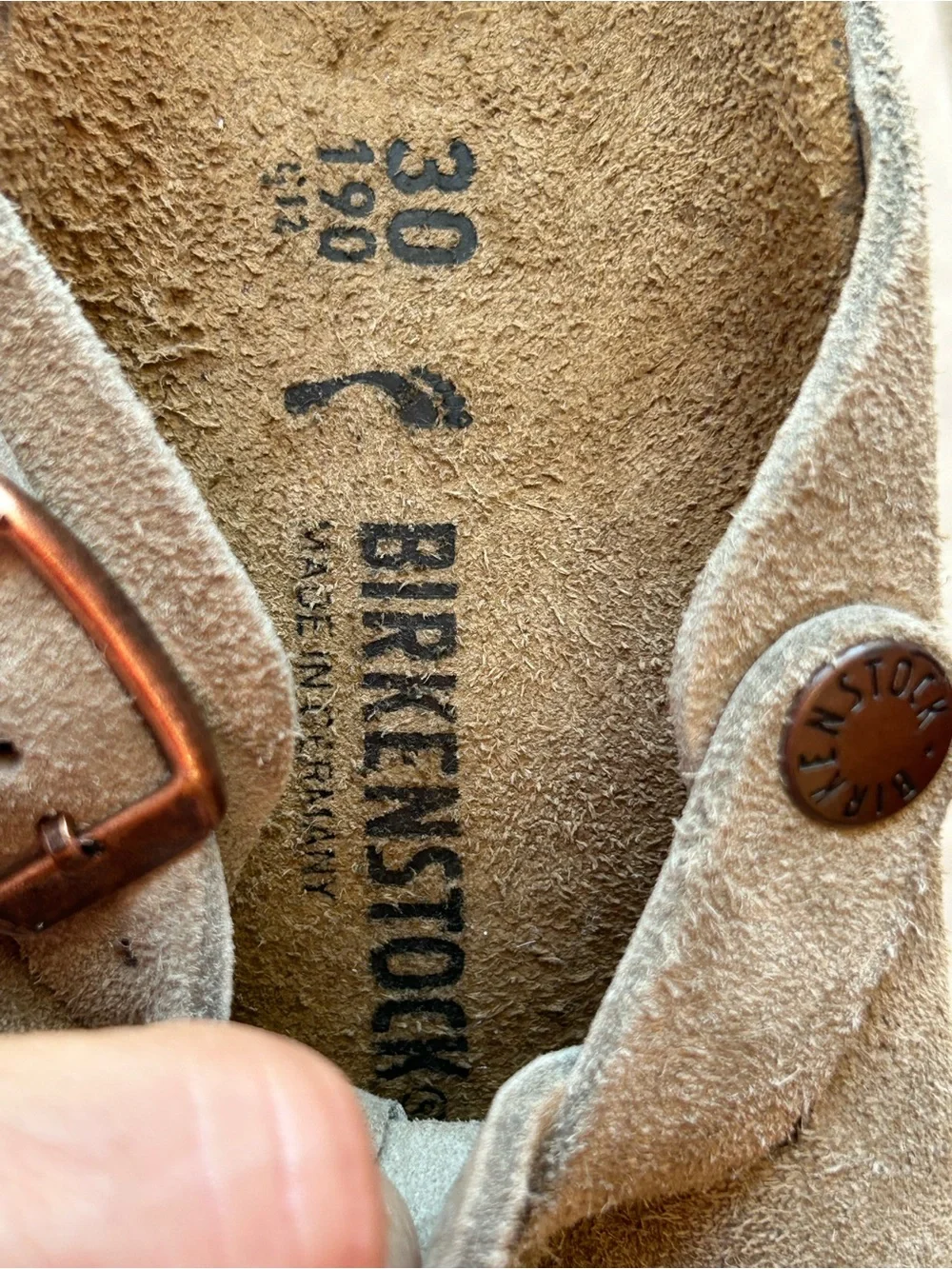 BIRKENSTOCK Kids s30eu Suede ‘Boston’ Clog - Taupe Beige-LOOK NEW!-retail $115